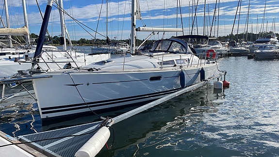 Nu höstpris inkl vinterförvaring - Välvårdad Jeanneau Sun Odyssey 36i till salu 2 of 9