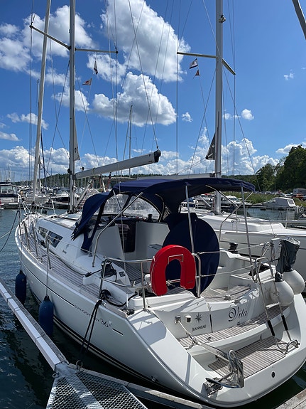 Nu höstpris inkl vinterförvaring - Välvårdad Jeanneau Sun Odyssey 36i till salu 3 of 9