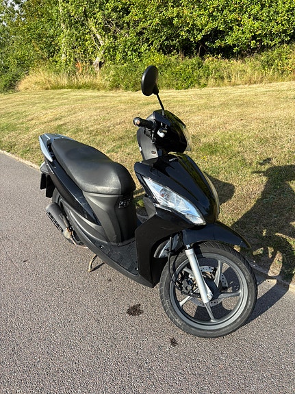 Honda NSC50 Vision 3 of 12