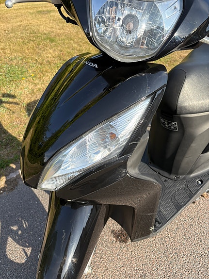 Honda NSC50 Vision 7 of 12