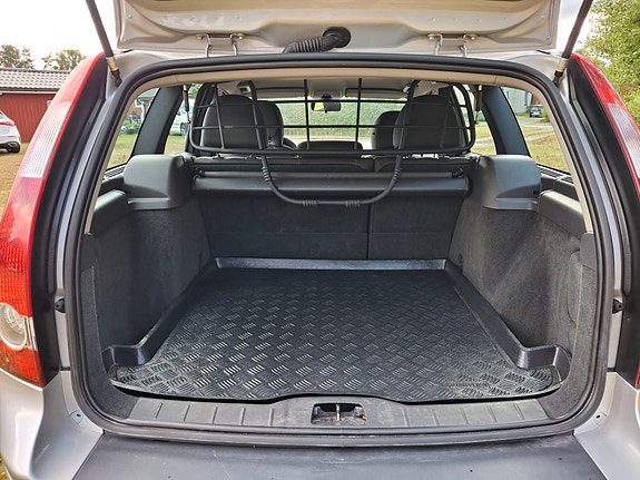 Volvo V50 6 of 12