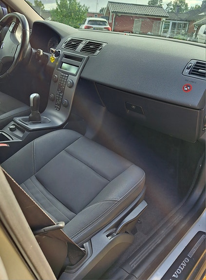 Volvo V50 9 of 12
