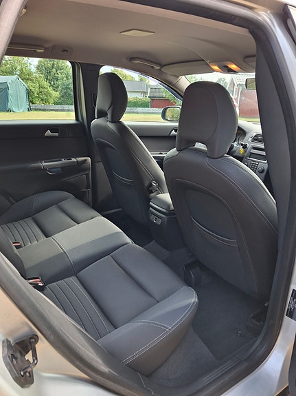 Volvo V50 7 of 12