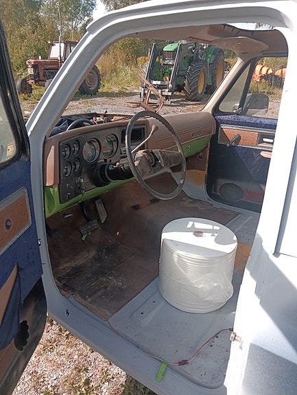 Chevrolet Blazer 4 of 12
