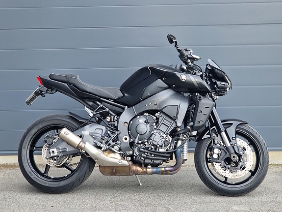 Yamaha MT-10 Endast 875Mil Leo Vince Nyservad 2 of 7