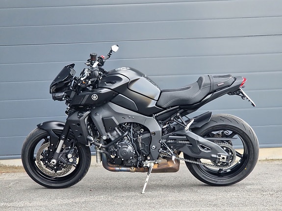 Yamaha MT-10 Endast 875Mil Leo Vince Nyservad 4 of 7
