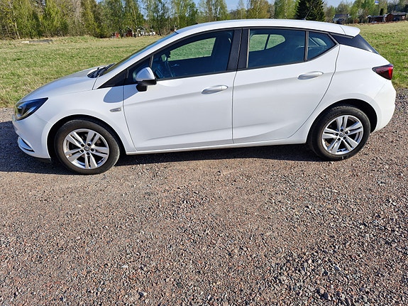 Opel Astra 3 of 6