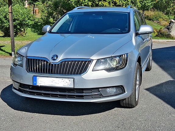 Skoda Superb 4 of 9