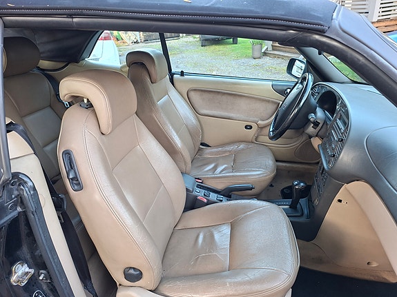 Saab 9-3 4 of 5