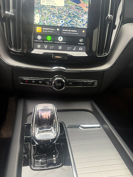 Volvo XC60 4 of 5