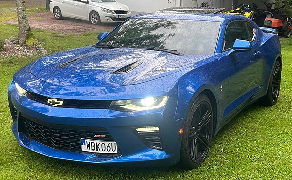 Chevrolet Camaro 2 of 6