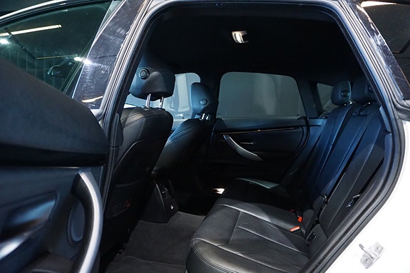 BMW 320d 10 of 18