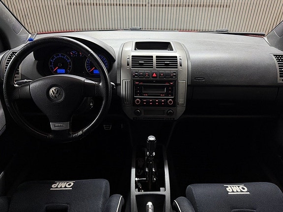 Volkswagen Polo 11 of 19