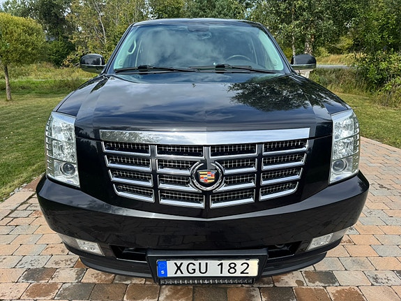 Cadillac Escalade 29 of 30