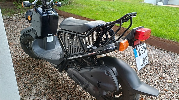 Honda Zoomer EFI 4 of 4