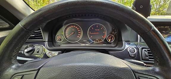 BMW 520d 14 of 30