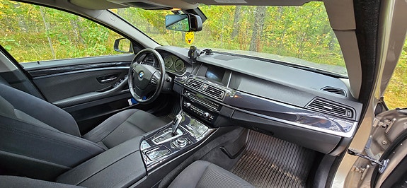 BMW 520d 9 of 30