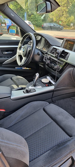 BMW 320d 5 of 7