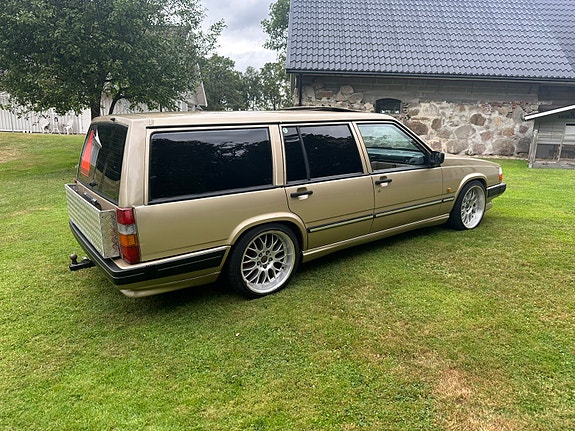 Volvo 940 2 of 11