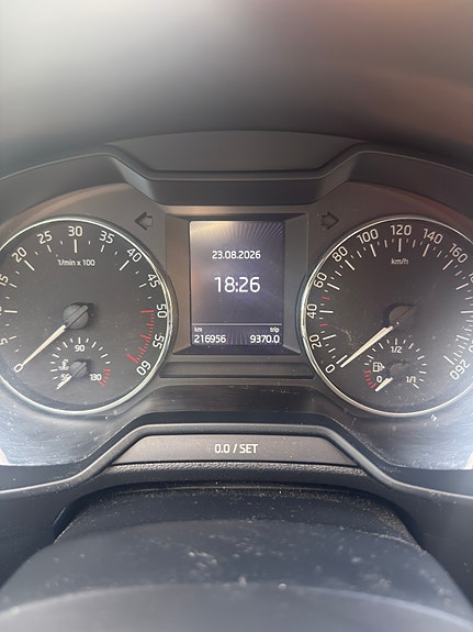 Skoda Octavia 5 of 8