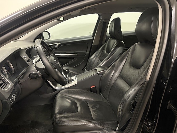Volvo V60 8 of 10