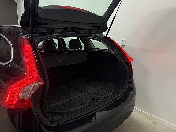 Volvo V60 10 of 10