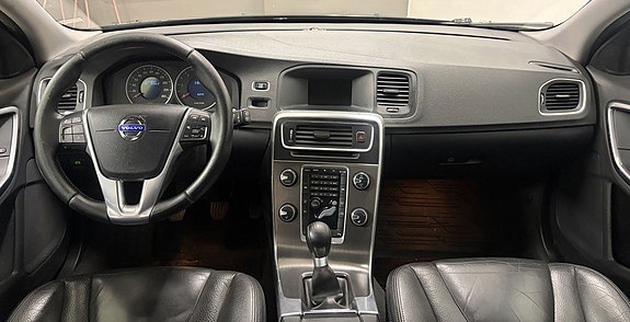 Volvo V60 6 of 10