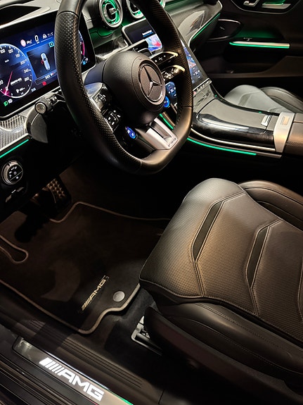 Mercedes-Benz C43 17 of 26