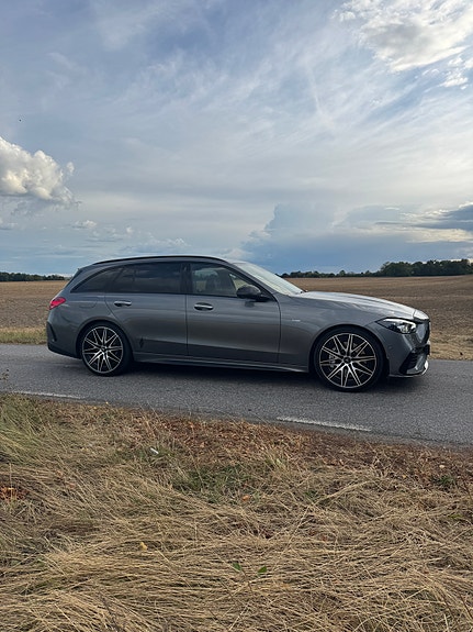 Mercedes-Benz C43 5 of 26