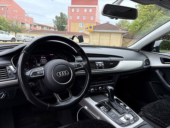 Audi A6 3 of 9
