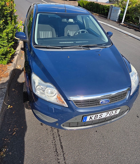 Ford Focus 2 of 5