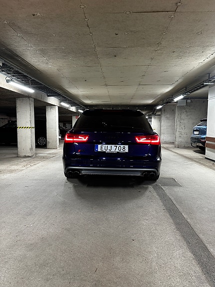 Audi S6 4 of 8
