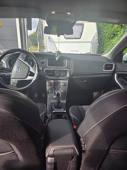 Volvo V40 3 of 6