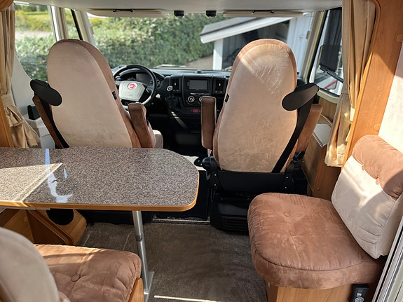 Dethleffs Globebus 1 6 of 18
