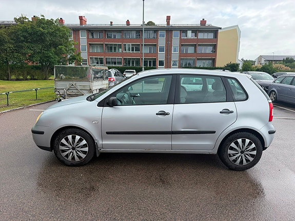 Volkswagen Polo 4 of 8
