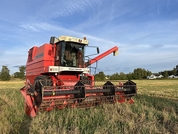 Massey Ferguson 34 2 of 7