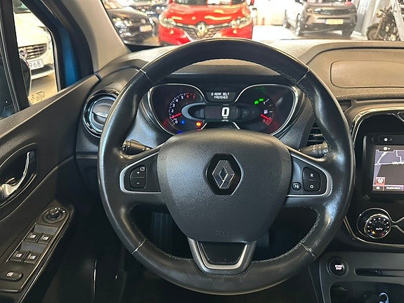 Renault Captur 12 of 22