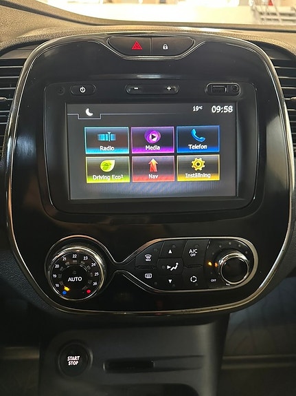 Renault Captur 13 of 22