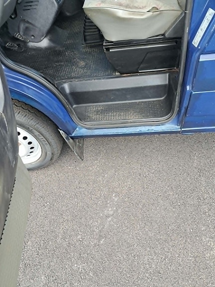 Volkswagen Transporter 3 of 9