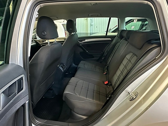Volkswagen Golf I 18 of 28