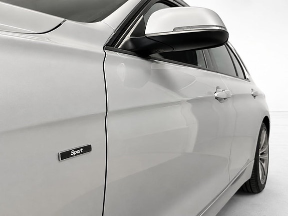 BMW 320d 4 of 30