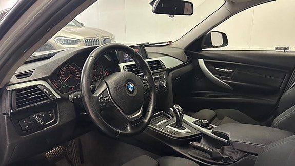 BMW 320d 12 of 30