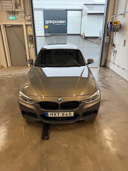 BMW 335d 2 of 11