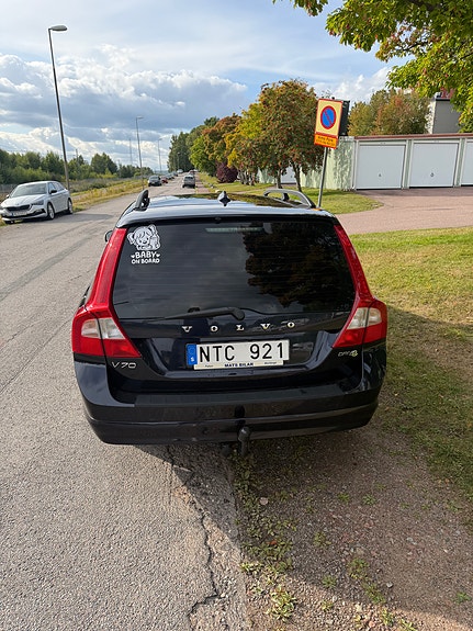 Volvo V70 6 of 13