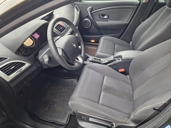 Renault Megane III 8 of 12