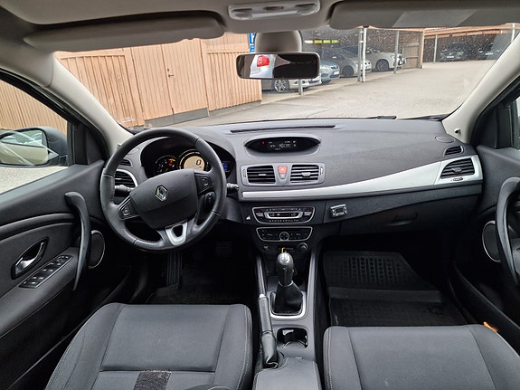 Renault Megane III 10 of 12