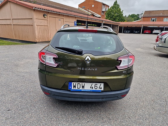 Renault Megane III 6 of 12