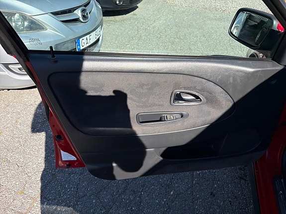 Volvo V40 20 of 23
