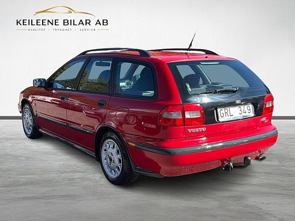 Volvo V40 9 of 23