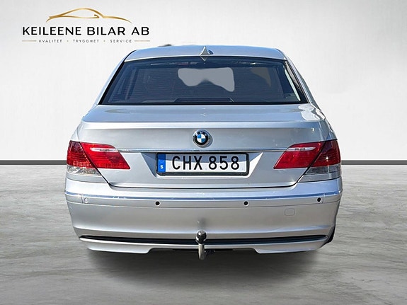 BMW 750Li 6 of 30